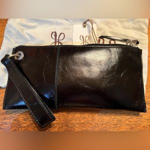 HOBO Vida Wristlet